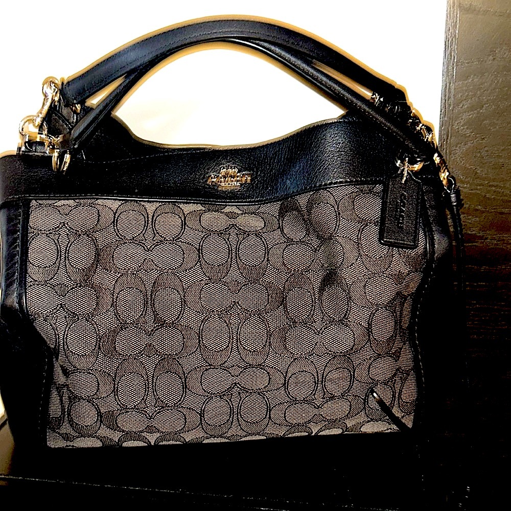 Black coach bag with logo - Picture 2 of 7